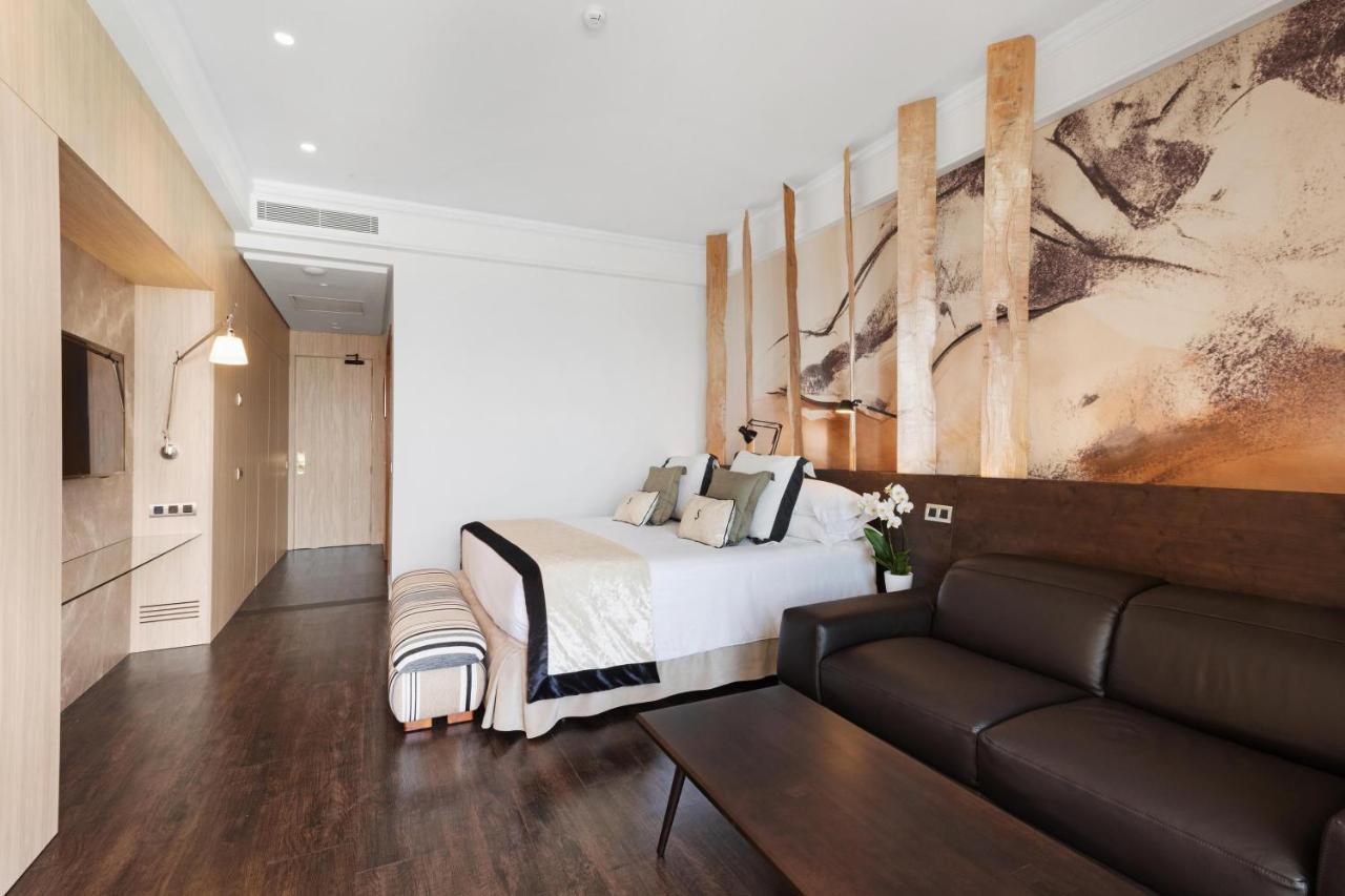Pure Salt Port Adriano - Adults Only Hotel Santa Ponsa Bagian luar foto